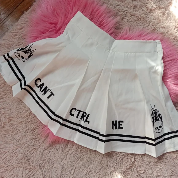 Pleated "Can't control me" cyber goth skirt w flaming skulls! SOLD@hosted store - Picture 4 of 6